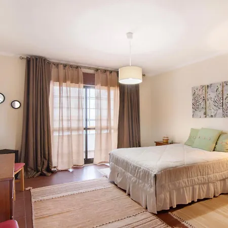 Montechoro אלבופיירה